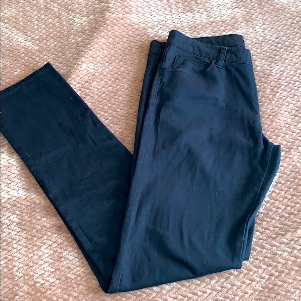Active Basic Pants - Picture 2 of 4